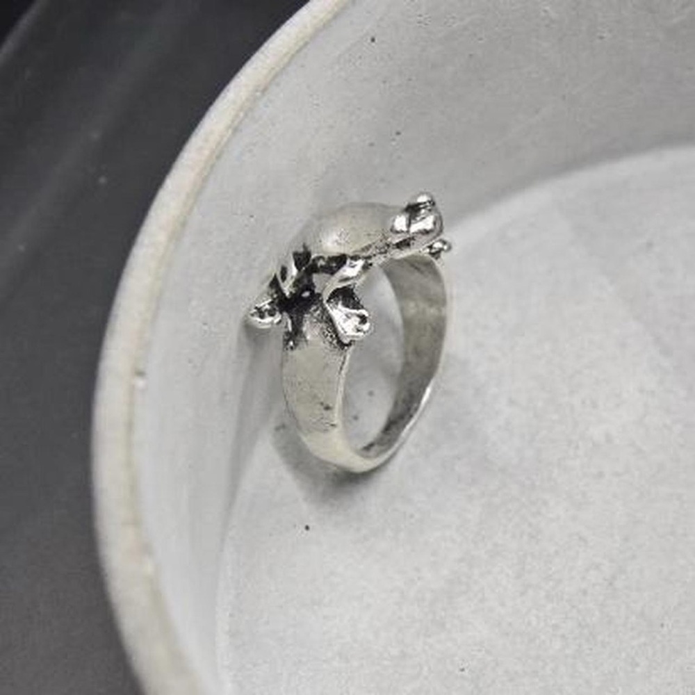 Silver Frog Ring - Picture 2 of 6